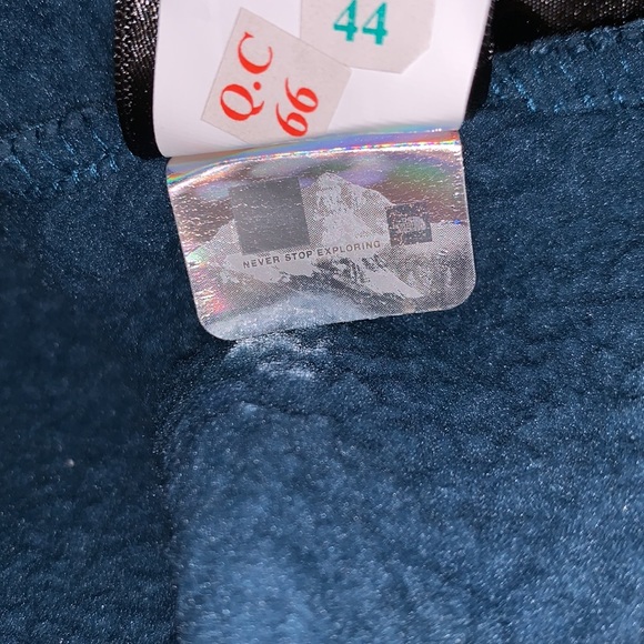 NWT The North Face Liberty Quarter Snap Pullover - Blue - Picture 10 of 11